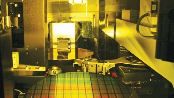 FOUP wafer cassette for 300-mm semiconductor manufacturing in TSMC's Fab 12.(Image: TSMC)