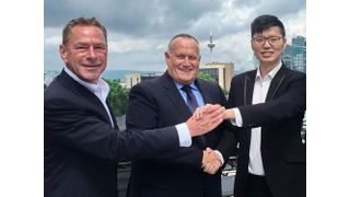 Wegbereiter der Mornsun Power GmbH (v.l.): Bernd Förster (Executive President SE Spezial-Electronic), Rolf Aschhoff (Geschäftsführer Mornsun Power) und Tiger Li (Geschäftsführer Mornsun Power).  (Mornsun Power)