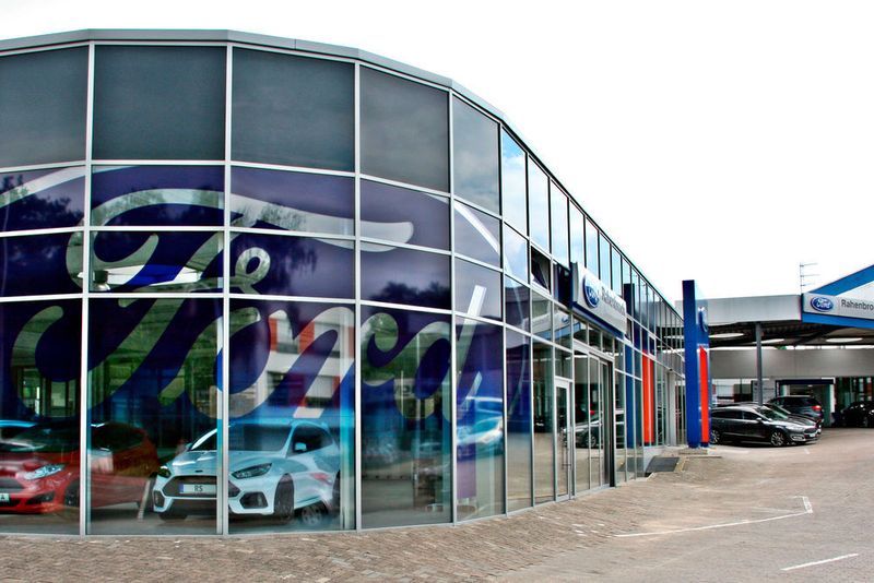 Der neue Ford-Store ist 1.500 Quadratmeter groß. (Rahenbrock)
