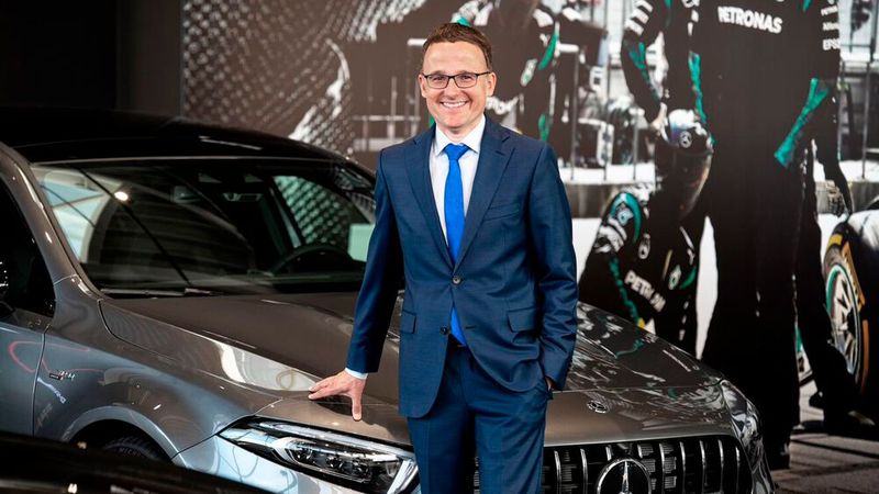 Karl Diehm, Geschäftsführer von Autohaus Kunzmann, spendet 20.000 Euro und organisiert weitere Hilfen, um den Menschen in der Ukraine zu helfen. Seine geschäftlichen Beziehungen zu Russland hat das Unternehmen gestoppt.  (Bild: Autohaus Kunzmann)