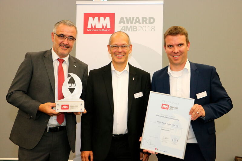 In the Industrial Software & Engineering category, the AMB Award 2018 went to Chiron: Roger Schöpf, Dr. Ulrich Heller and Pascal Schröder are delighted. (Reinhold Schäfer)
