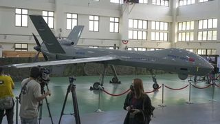 Aufgrund der Bedrohung durch China setzt man auf Taiwan den Rüstungshebel bei Drohnen an. Im Bild ein Beispiel dafür. Deutsche Drohnenbauer suchen nun verstärkt den Kontakt zu Partnern auf der „Kartoffelinsel“. Lesen Sie hier, warum ... (Bild: Taiwan Drones)