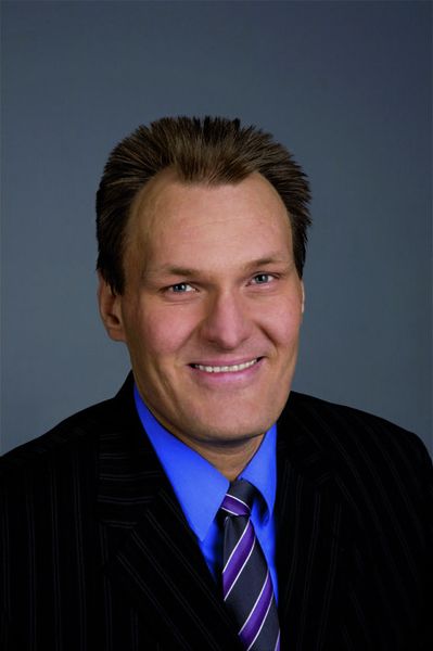 Bild 5: „Bei den heutigen MRK-Applikationen sind viele Randbedingungen zu berücksichtigen, um die maximal erlaubten Stoß- und Quetschkräfte nicht zu überschreiten. Oft geht dies nur mit zusätzlichen Absicherungen“, erklärt Dr. Rüdiger Frank, Senior Manager Sensors bei der Pilz GmbH & Co. KG in Ostfildern. (Bild: Pilz GmbH & Co. KG)