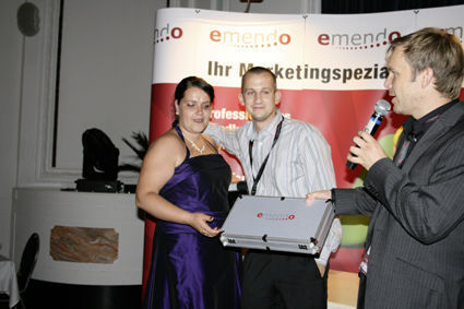 Steffi Slama (NCE, Fürth) und Arne Repper (Maxicom, Wunstorf) waren die Gewinner der Pokernacht. (Archiv: Vogel Business Media)