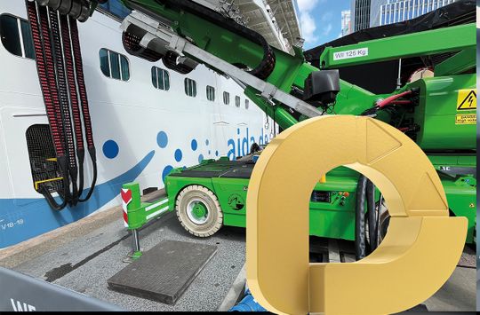 Über die Landstromkabel erhalten Kreuzfahrtschiffe im Hafen Strom. Auf See erzeugen sie ihn selbst - über Generatoren, die von Diesel-, LNG- oder Schwerölmotoren angetrieben werden.(Bild:  Igus)