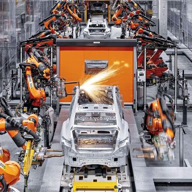 Der Neuwagenmarkt ist weltweit rückläufig. Das macht sich nicht zuletzt in den deutschen Fabriken bemerkbar. (Bild: Mercedes-Benz)