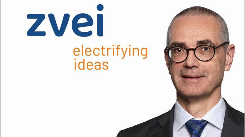 „Als relevanter Lieferant von Gesundheitsdaten ist moderne Medizintechnik Basis digitaler und vernetzter Versorgungsprozesse“, so Hans-Peter Bursig, Geschäftsführer Fachverband „Elektromedizinische Technik” im ZVEI. (Bild:  ZVEI/Melanie Bauer Photodesign)