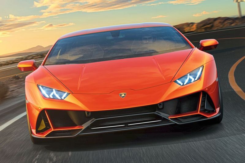 Das Aggregat beschleunigt den Sportwagen in 2,9 Sekunden auf Tempo 100. (Bild: Lamborghini )