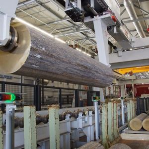 Auch der Materialfluss wurde verbessert, beispielsweise das Bolzenbeschickungs-Handling. Bild: Wieland-Werke