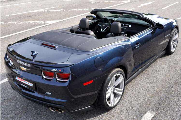 Die ZL1-Version leistet hingegen 433 kW/589 PS. Durch einen 6.2-Liter-Kompressor aus der Corvette ZR1 beschleunigt das Muscle-Car so auf Tempo 100 in nur 3,9 Sekunden. (Ralf Schuetze)