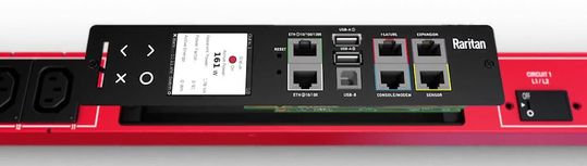 Die PDU-Kontrolleinheit „iX7“ von Raritan lässt sich ganz unzeremoniell vor Ort auswechseln.(Bild:  Raritan)