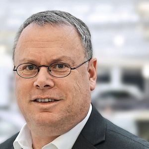 Ralf Schaub, Geschäftsführer Glinicke Automobil Holding (Finanzen, Controlling, Revision, Recht, Leasing).(Bild:  Glinicke)