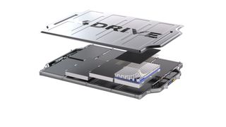 Die V4Drive Battery GmbH gehört zur Varta AG. Sie hat eine Lithium-Ionen-Batterie entwickelt, die sehr schnell geladen werden kann und für große Beschleunigungen beim E-Auto steht. Nun verhandelt Varta mit dem Sportwagenhersteller Porsche über dessen Beteiligung am Geschäft. (Bild: V4Drive Battery)