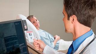 Digitale Lösungen schaffen wertvolle Entlastung für Pflegekräfte. (Bild: © Imprivata )