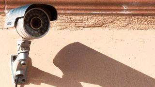 Allein in den letzten 12 Monaten wurden erschreckende Sicherheitslücken in IP-Kameras, Kinderspielzeug, Klimaanlagen, Autos, Herzschrittmachern und Insulinpumpen aufgedeckt. (Bild: Pixabay)