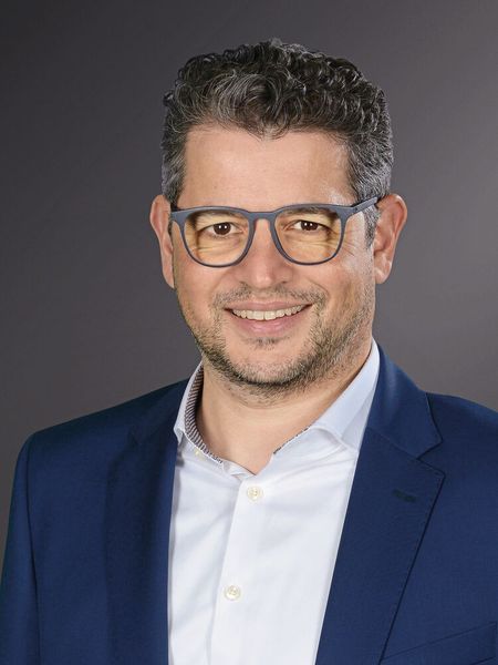 Christoph Siegel ist Geschäftsführer von Supfina, einem Hersteller von Anlagen zur Oberflächenbearbeitung. Sein Unternehmen setzt auf Digitalisierung und Automatisierung sowie auf neue Wachstumsfelder. (Bild: Supfina)