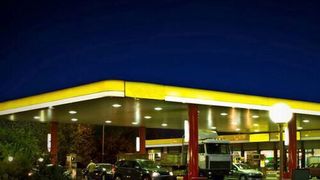 The joint venture will also include RIL’s aviation fuels business, which currently operates at over 30 airports across India. (Deposit Photos )