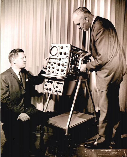 Howard Vollum und Melvin Murdock waren zwei der vier Gründer von Tektronix, das kurz nach dem Zweiten Weltkrieg in Oregon gegründet wurde.(Bild:  Tektronix)