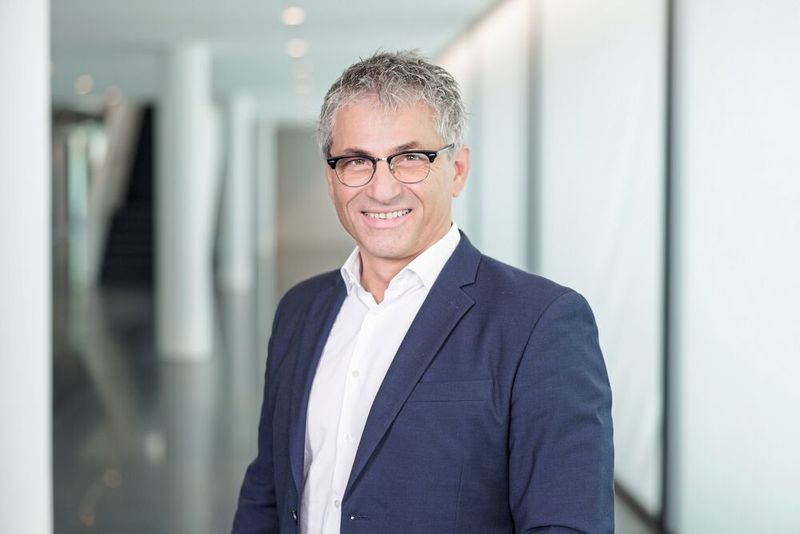 Nino Romano, CTO Continental Automotive: „Wir müssen dahin gehen, wo unsere Kunden sind und wo die Nachfrage hoch ist.“(Bild:  Continental/Ole Spata)