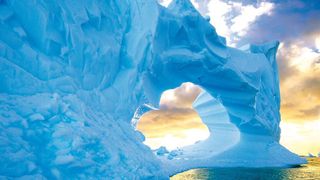 Ziel der konzern-weiten TNT-Initiative „Planet me“ ist die Reduzierung des CO2-Ausstoßes, der hauptsächlich für das Abschmelzen der Pol-Eiskappen und den ansteigenden Meeresspiegel verantwortlich gemacht wird.Bilder: TNT (Archiv: Vogel Business Media)