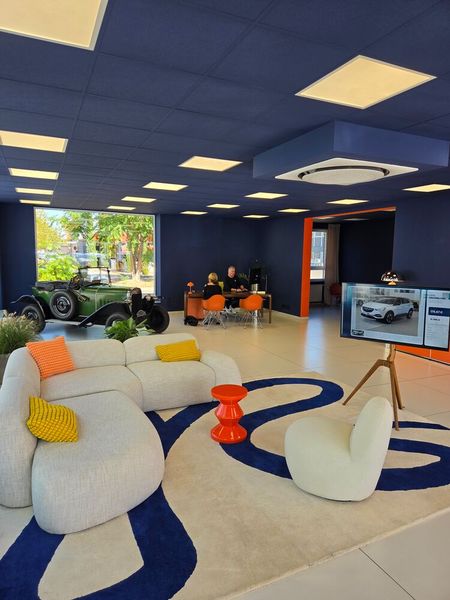 Beim Outlet lautet das Motto: Eintreten und wohlfühlen. (Bild: Autohaus Holz)