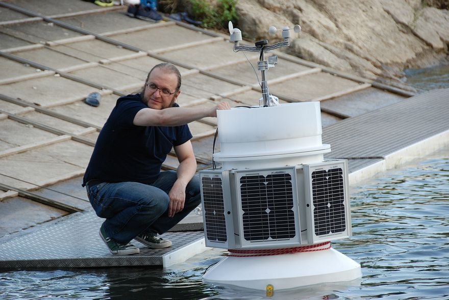 NetModule-SMOJE-im Wasser-small.jpg (NetModule AG)