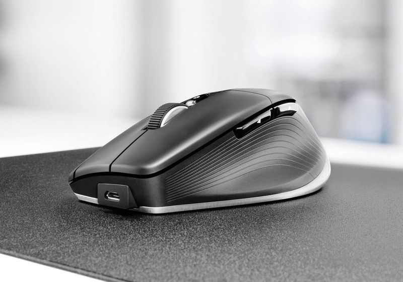 Die Full-Size-Maus für CAD-Arbeitsplätze soll mit einer Akkulaufzeit von bis zu drei Monaten aufwarten.  (3D-Connexion)