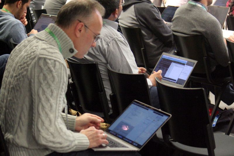 ...sondern auch mit den Hyperledger-Lösungen am Laptop. (Srocke)
