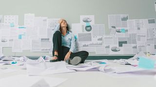 Nur keine Panik! Cloud-basiertes ERP und Berichtswesen verhilft zu schnelleren und zuverlässigeren strategischen Entscheidungen, z.B. durch Ad-hoc-Auswertungen und -Simulationen. (Bild: © stokkete - stock.adobe.com)