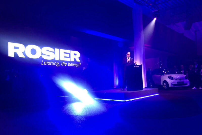 Der neue Betrieb in Menden ist nach Paderborn das zweite Rosier-Autohaus in der neuen Daimler Markenarchitektur „MAR 2020“ und Teil einer großen Modernisierungsoffensive. (Rosier)