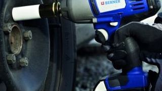 Der Akku-Schlagschrauber hat ein Drehmoment von 54 Nm. (Foto: Berner)