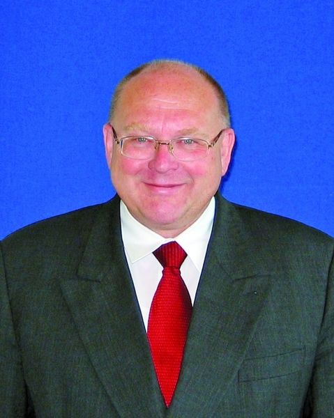 Hans-Walter Schmalzbauer, Geschäftsführer Chrysler, Jeep, Dodge, Peugeot (Archiv: Vogel Business Media)