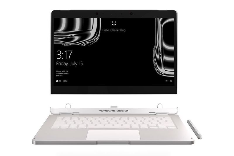 Oder die Tablet-Einheit aus der Halterung ziehen (Porsche Design)