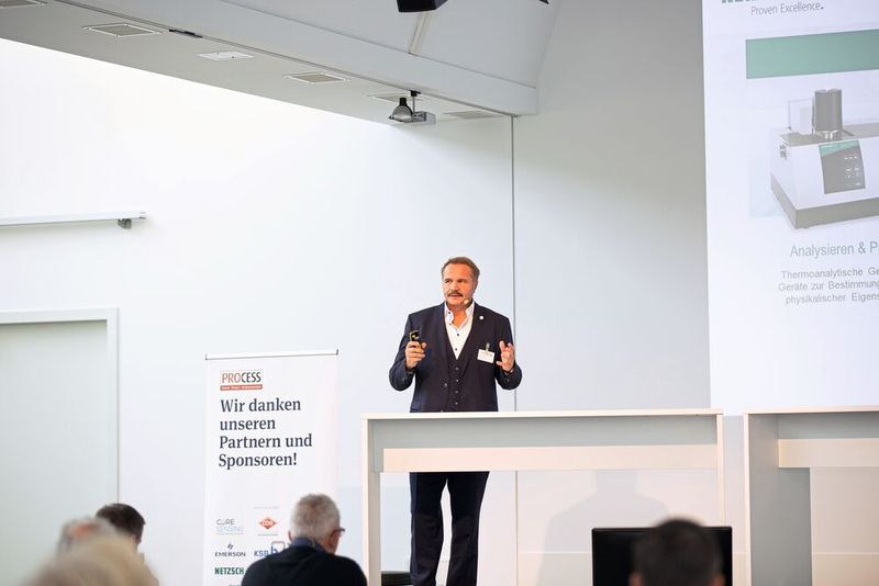 Pumpen können mehr - und Exzenterschneckenpumpen sowieso. Das zeigte Erwin Weber (Netzsch) mit realen Beispielen... (Bild: Oxana Gruber Photography)