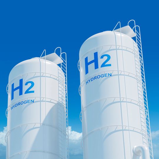 Wasserstofftanks zum Speichern des Gases(Bild:  ImageFlow - stock.adobe.com)