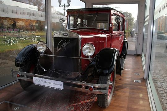 Der Verband der Skoda-Partner Deutschland feierte in Magdeburg sein 20-jähriges Bestehen mit einem Galaabend. Mit dabei war auch der Urahn von 1925. (Archiv: Vogel Business Media)