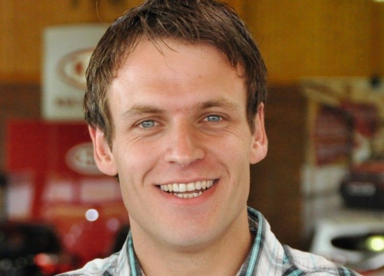 Stephan Reckhaus, Autohaus Reckhaus (Kia, Subaru), monatliches Budget 300 Euro: „Insofern wir die CI-Vorgaben einhalten, erhalten wir von unserem Importeur Kia einen Werbekostenzuschuss für Google-Kampagnen.“ (Foto: Richter)