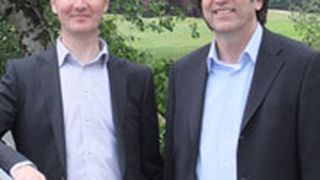 Die Ssangyong-Geschäftsführer Matthias Sileghem (li.) und Ulrich Mehling wünschen sich inhabergeführte Betriebe als Partner. (Archiv: Vogel Business Media)