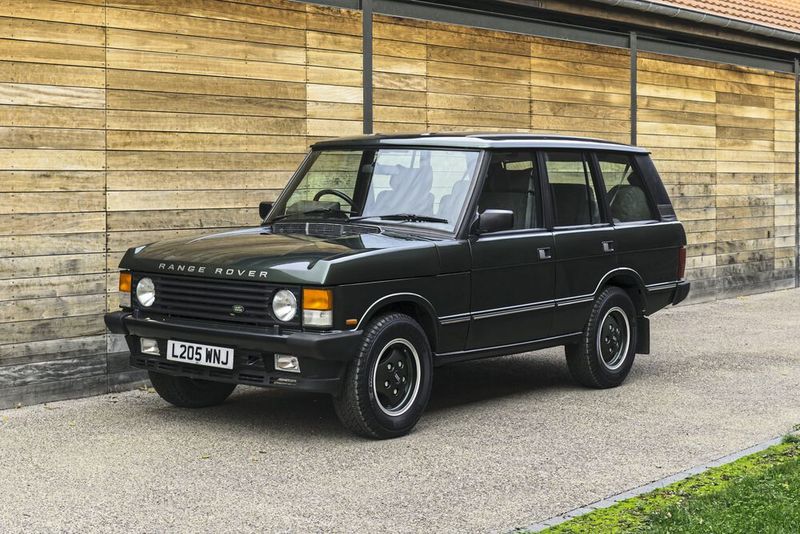 Der Viertürer wurde später nachgereicht. (Bild: Land Rover )