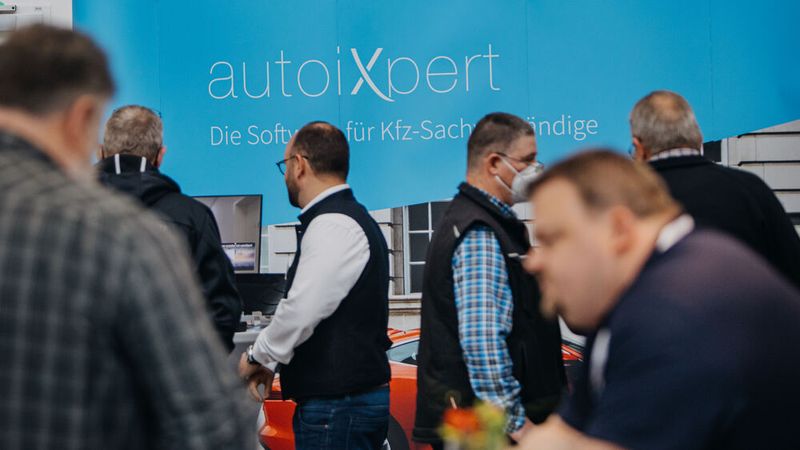 Mit der Software von auto-i-xpert hat der Sachverständige seine Prozesse im Griff. (Bild: Knüttel | BKfotofilm)