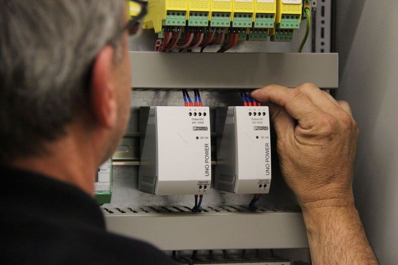 Durch den Verzicht auf den Schutzleiter PE wird ein extrem gutes EMV-Verhalten erreicht. (Phoenix Contact)