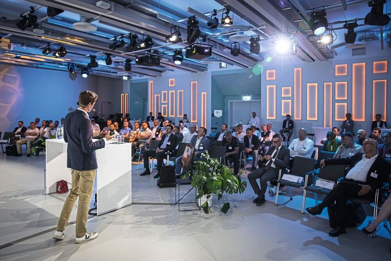 Impressionen der 4. Fachtagung „Mehr Effizienz im Presswerk“ am 15. Juni 2023 in Würzburg. (Bild: VCG/Stefan Bausewein)