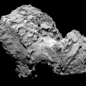 So sieht der Komet 67P aus. Aufgenommen von Rosetta kurz vor der Ankunft der Raumsonde.
