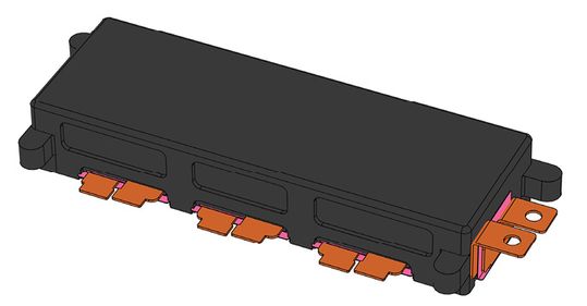 (Abbildung 1: Ein typischer DC-Zwischenkreiskondensator mit einem Batterieanschluss auf der rechten Seite und Transistoranschlüssen auf der Vorderseite. Bild: Bosch)