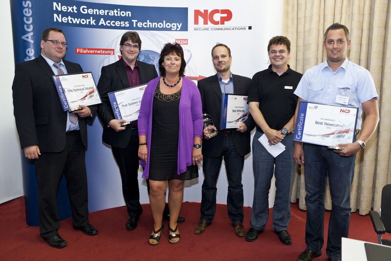 Award-Gewinner sind Siegertypen (von links nach rechts): Oliver Helml (SSP), Markus Michels (Cedros),  Beate Dietrich (NCP), Bernd Habermann (IT-Cube), Axel Noack (NCP), Thorsten Diegner (TKRZ). (Archiv: Vogel Business Media)