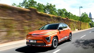 Die neue elektrische Generation des Kona steht kurz vor ihrem Debüt. (Bild: Hyundai)