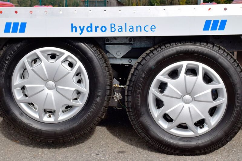Das Hydro-Balance Fahrwerk wurde von Algema eigens für den Blitzlader 2 entwickelt. (Schweitzer)