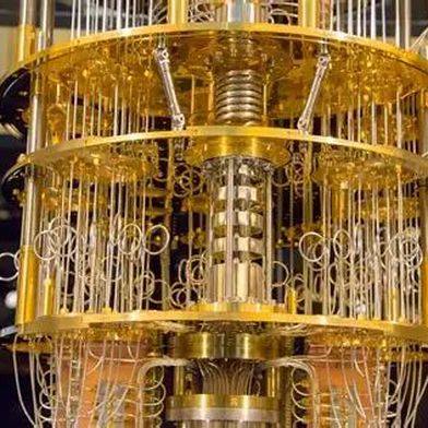 Quantencomputer sind so geheimnisvoll, wie Systeme aus alten Science-Fiction-Filmen oder Ideen von Jules Verne. Ihnen wird viel nachgesagt, was die Veränderung der zukünftigen Computertechnik angeht. Hier will ein Experte aber mal klarstellen, was wirklich läuft ... (Bild: IBM)