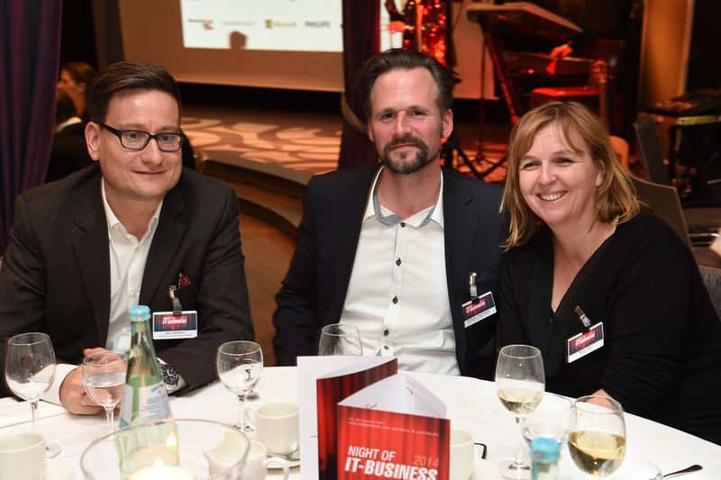 (v. l.) Uwe Hartmann, Websense, mit Christoph Ziegenmeyer, MITEL, und Sabine Frisch, Herweck (Bild: IT-BUSINESS / Hannes Magerstädt )