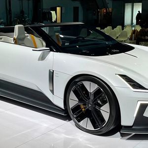 Der „Sechser“ wird ein zweisitziger, sportlicher Roadster mit einem elektrisch ausfahrenden, festen Dach. (Bild:  SP-X/Peter Maahn)